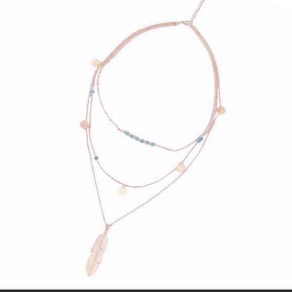 Boho feather 🪶 layered necklace 😻 - Picture 3 of 5